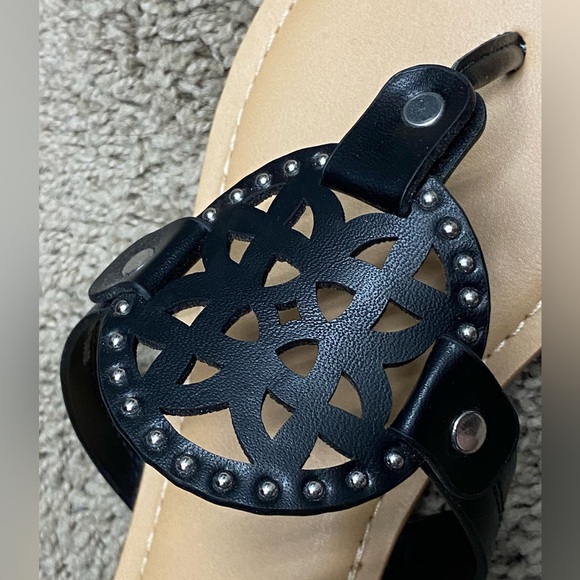 🖤DV by Dolce Vita • black flat slip ons • 7.5 - Picture 5 of 8